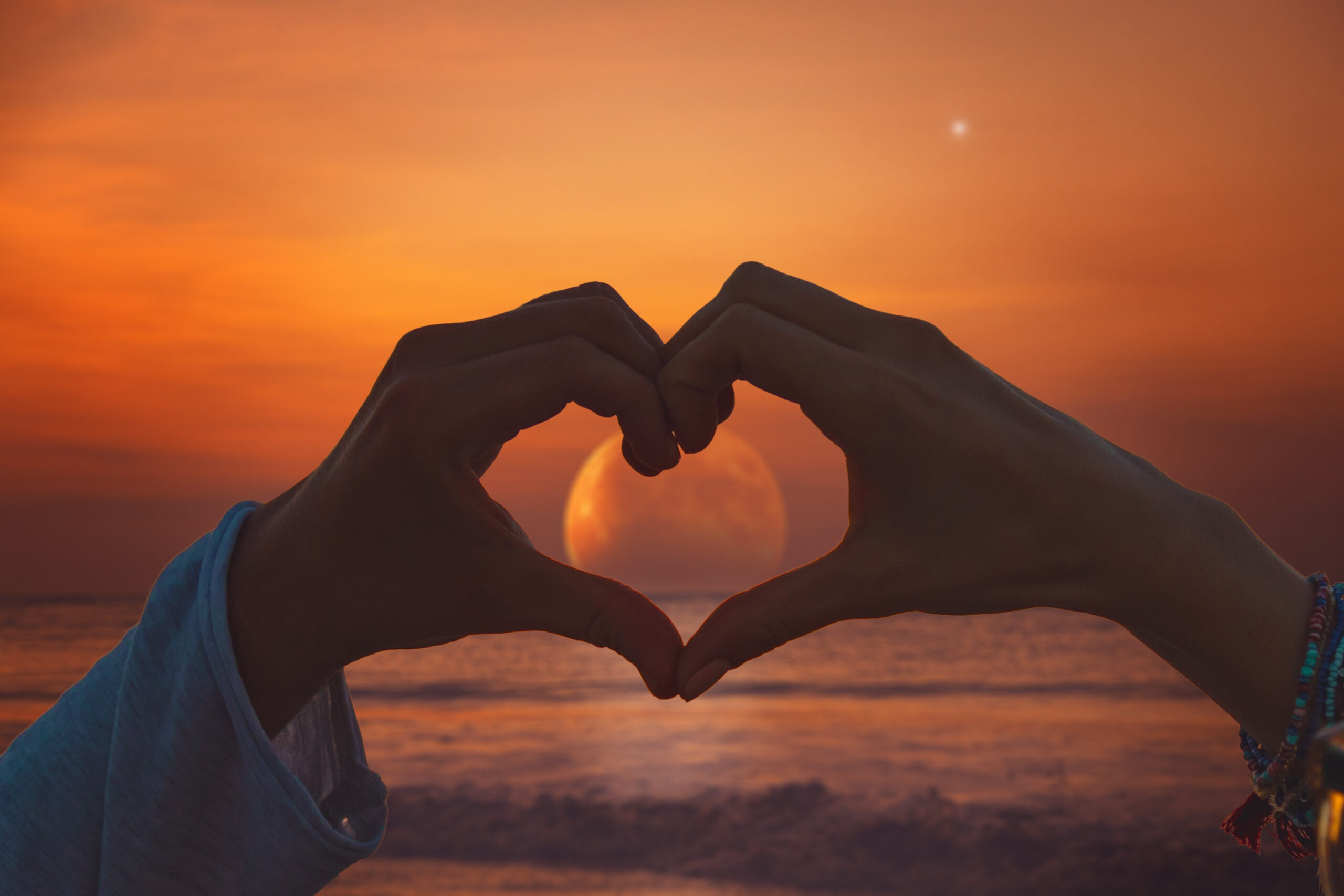 Love and the Full Moon in Libra